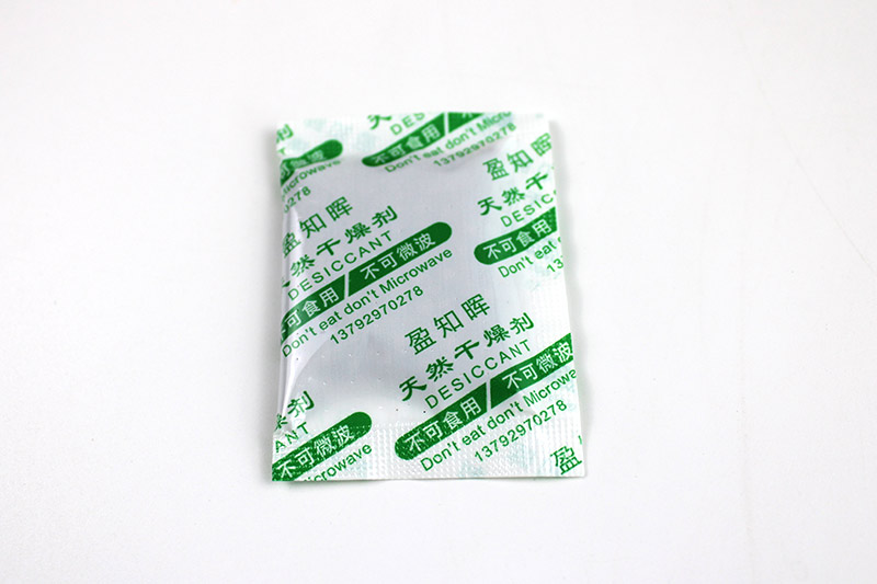 兒童誤食食品干燥劑，怎么辦？
